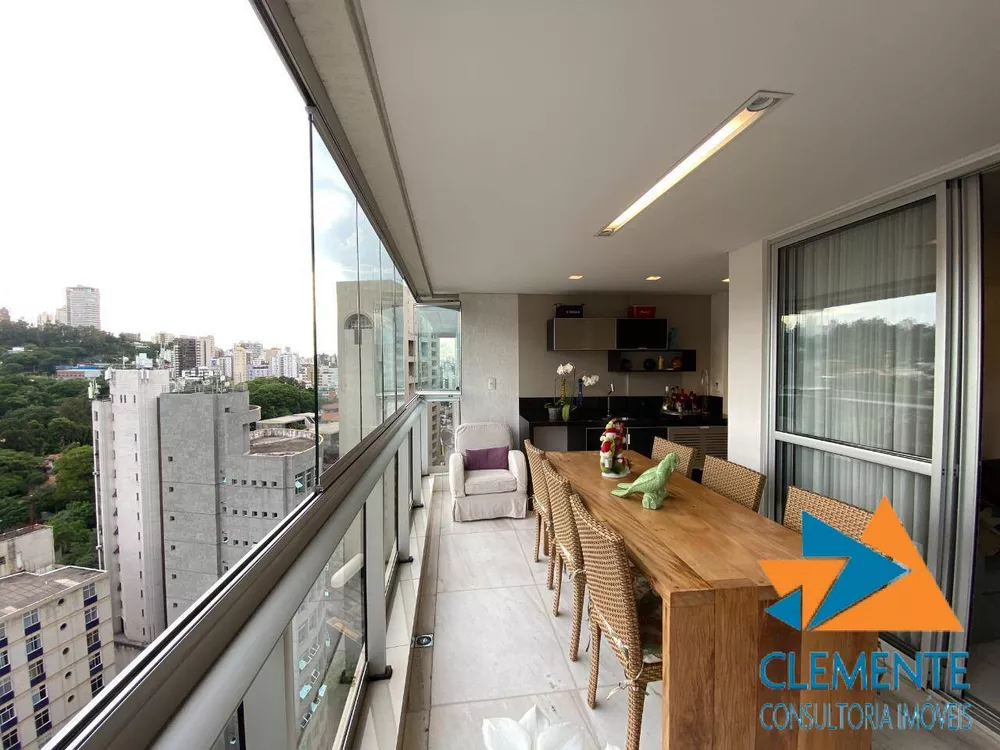 Apartamento à venda com 4 quartos, 170m² - Foto 1