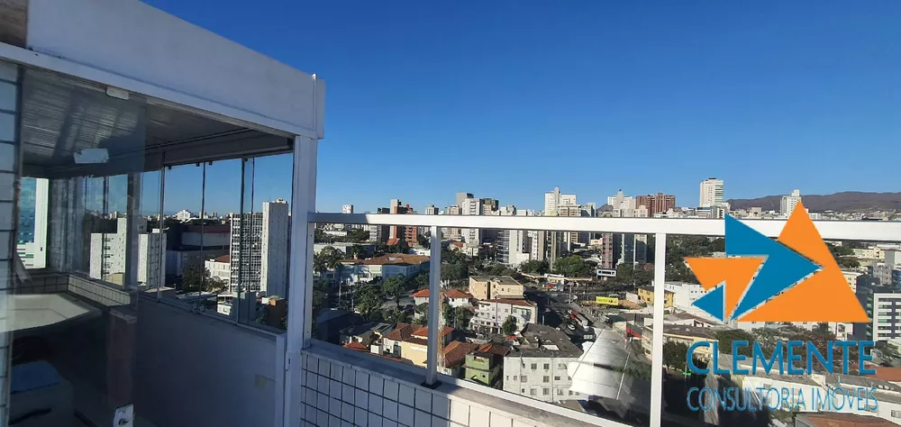 Cobertura à venda com 4 quartos, 240m² - Foto 3