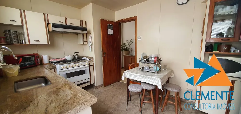 Casa, 3 quartos, 291 m² - Foto 8