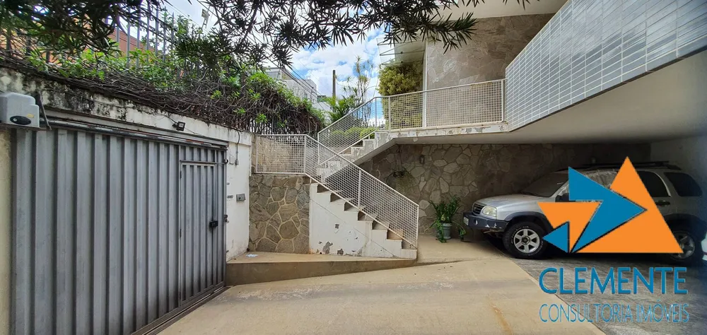 Casa, 3 quartos, 291 m² - Foto 1