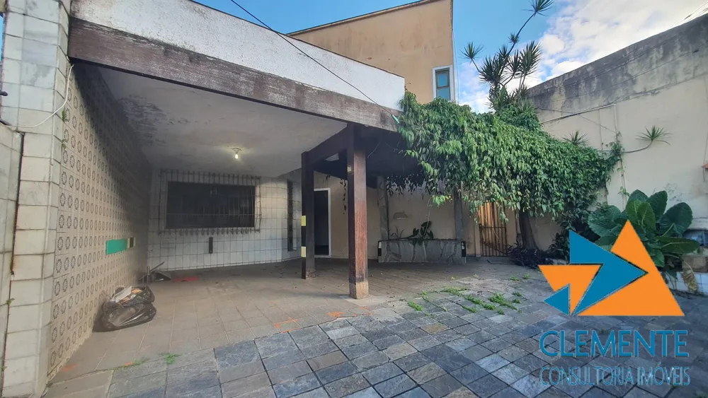 Casa, 4 quartos, 300 m² - Foto 1