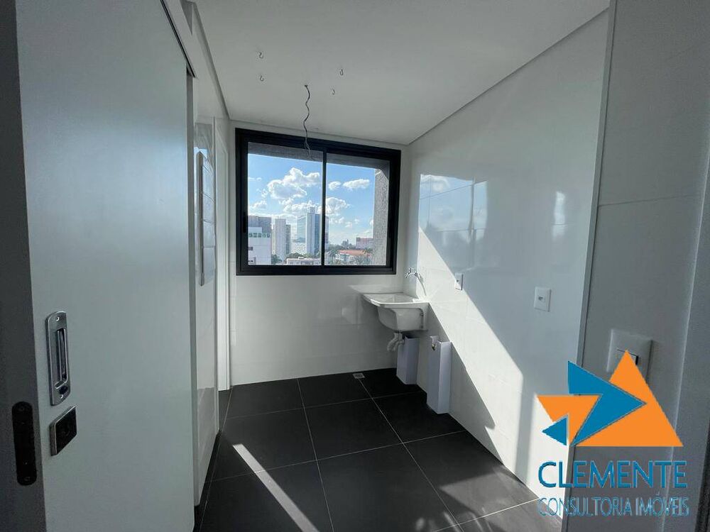 Apartamento à venda com 4 quartos, 150m² - Foto 4