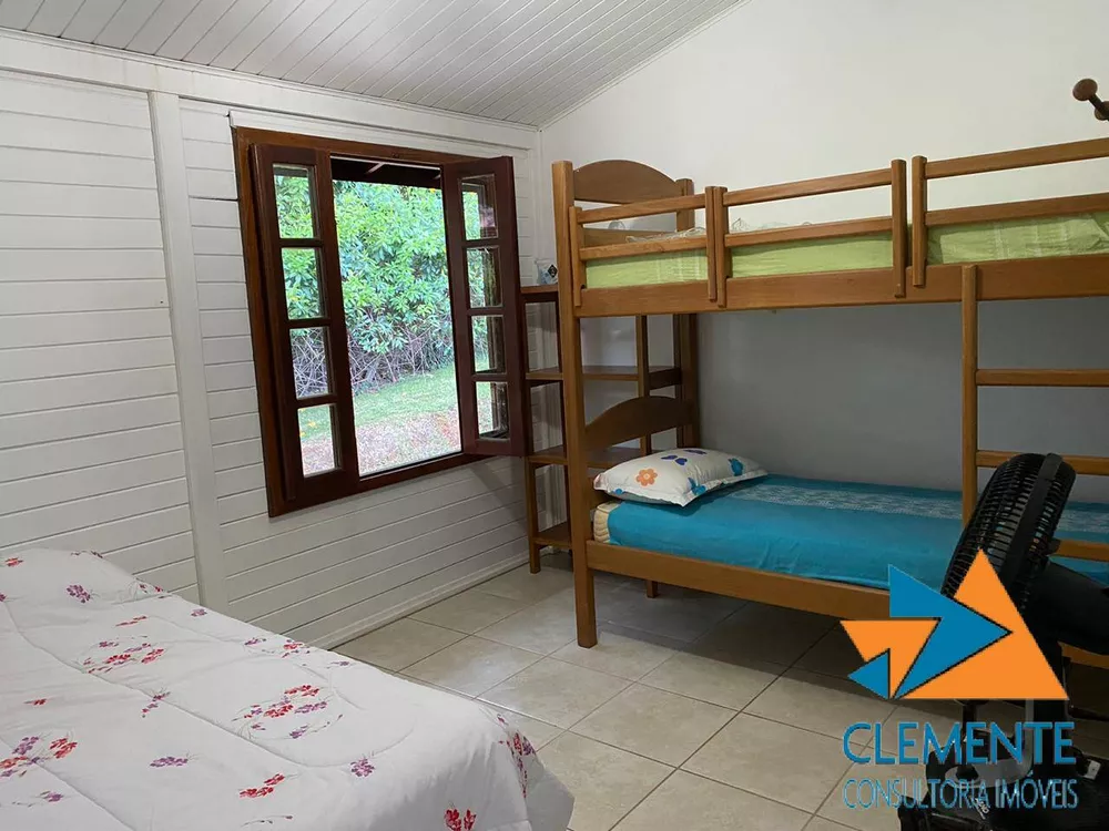 Casa de Condomínio à venda com 3 quartos, 200m² - Foto 9