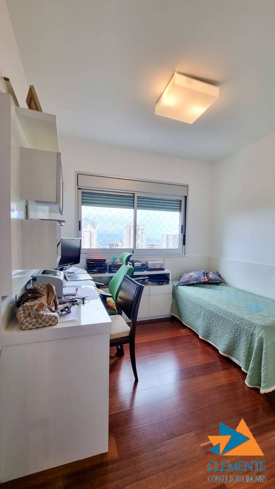 Apartamento à venda com 4 quartos, 222m² - Foto 3