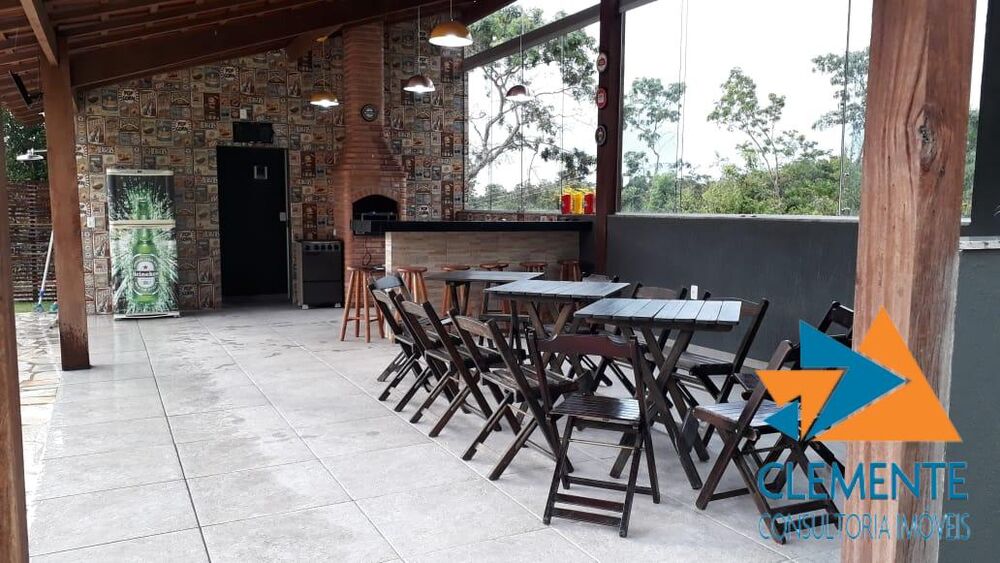 Casa de Condomínio à venda com 4 quartos, 200m² - Foto 2