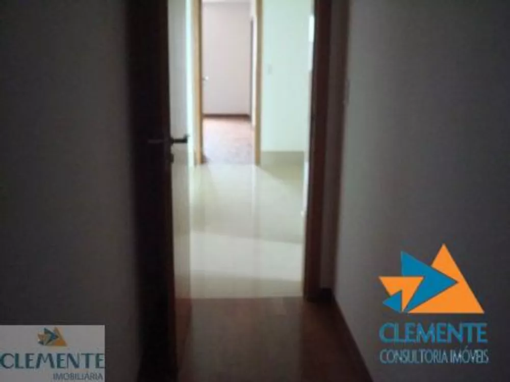 Apartamento à venda com 4 quartos, 287m² - Foto 4