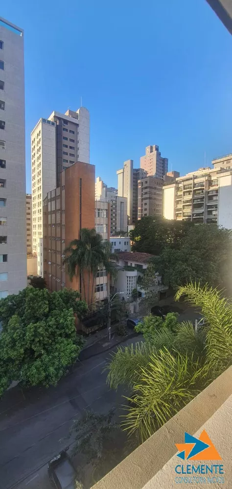 Apartamento à venda com 4 quartos, 175m² - Foto 1