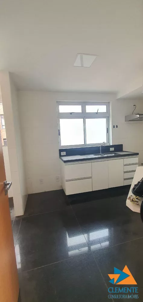 Apartamento à venda com 3 quartos, 110m² - Foto 4