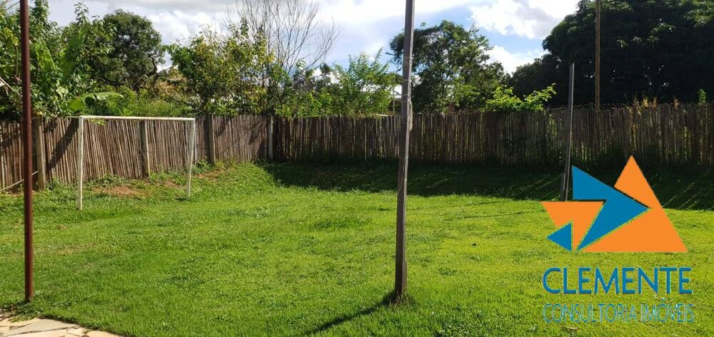 Casa de Condomínio à venda com 6 quartos, 278m² - Foto 3