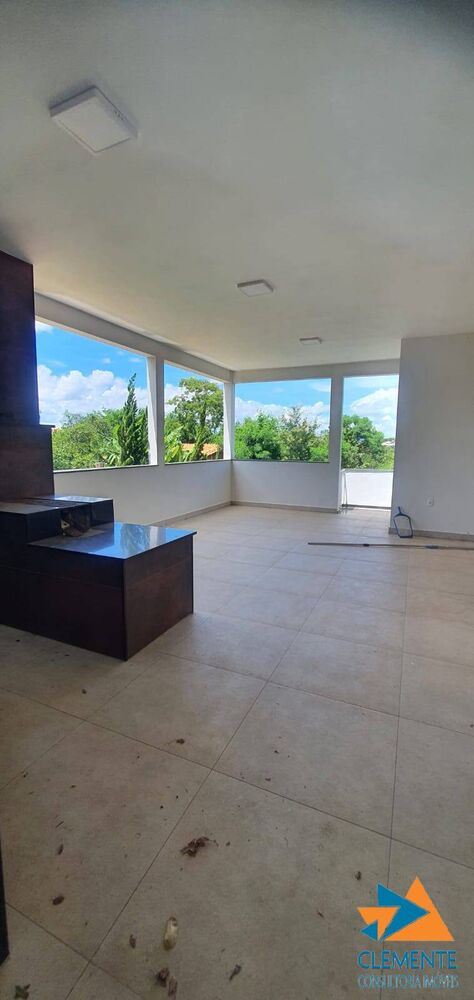 Casa, 3 quartos, 230 m² - Foto 1