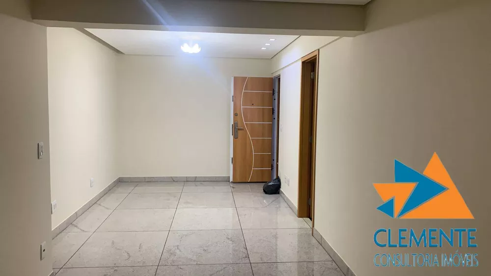 Apartamento à venda com 3 quartos, 97m² - Foto 4