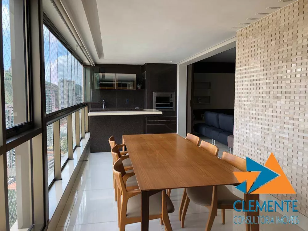 Apartamento à venda com 4 quartos, 270m² - Foto 1