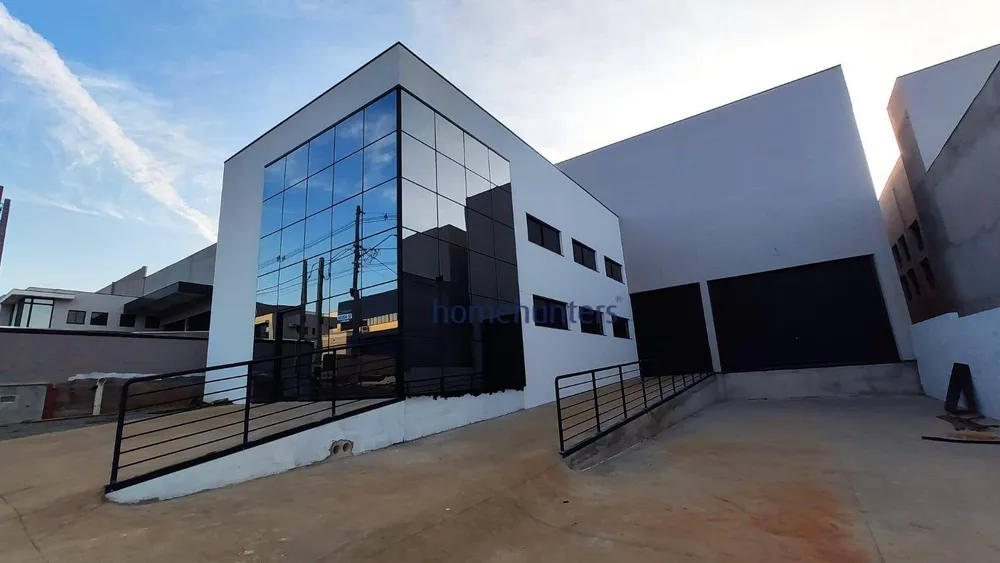 Depósito-Galpão, 947 m² - Foto 1
