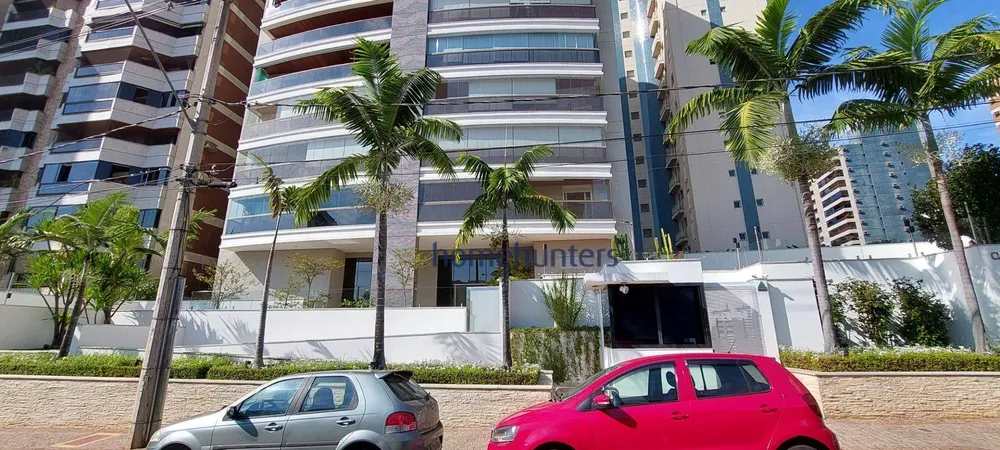 Apartamento, 3 quartos, 197 m² - Foto 1