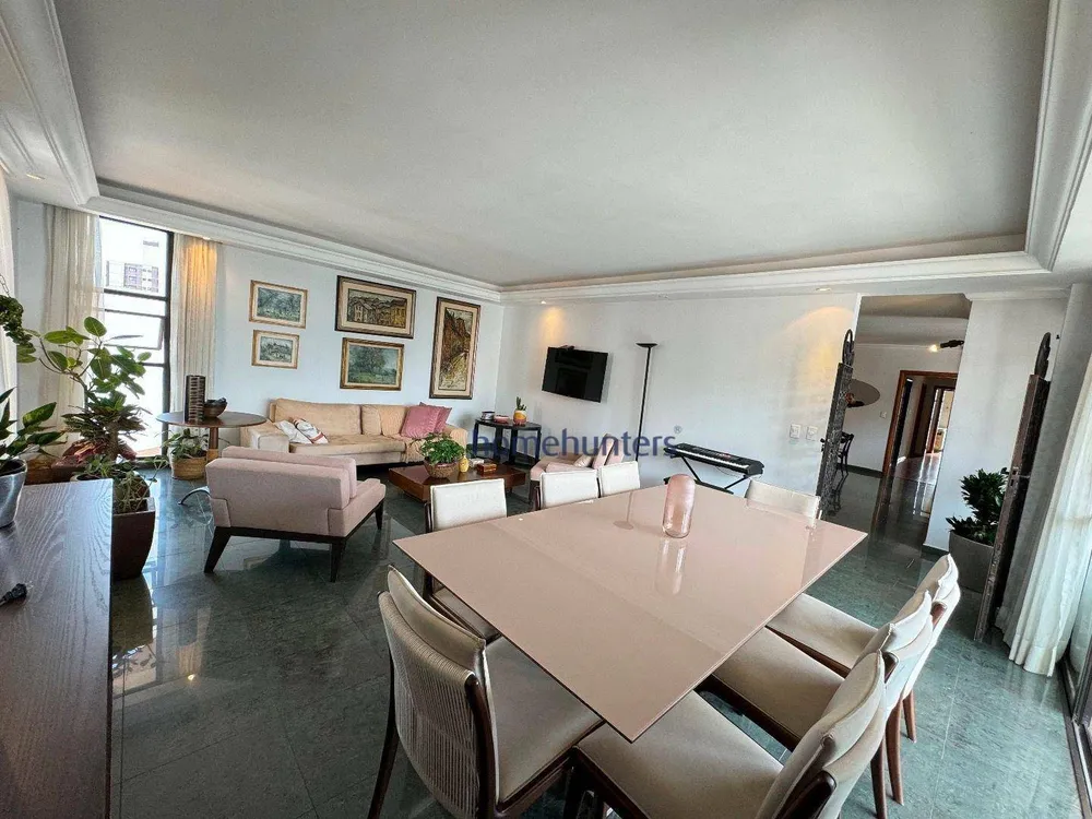 Apartamento, 4 quartos, 217 m² - Foto 2