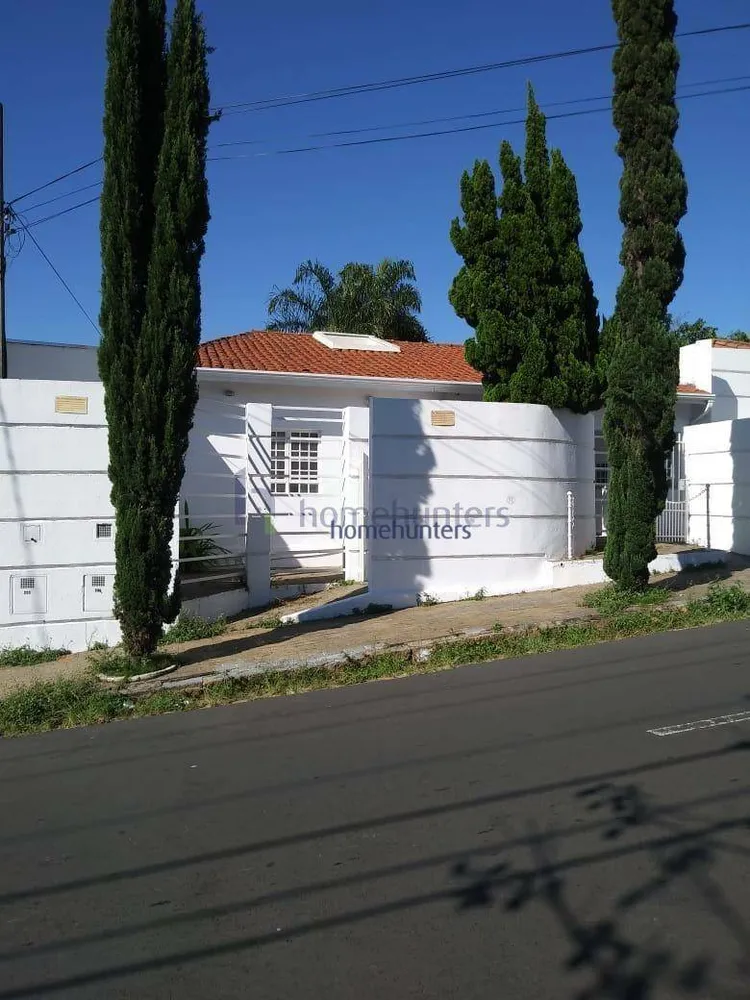 Casa, 6 quartos, 150 m² - Foto 1