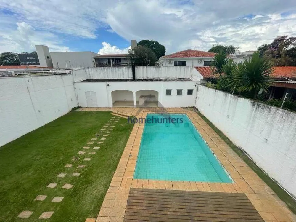 Casa, 6 quartos, 400 m² - Foto 1