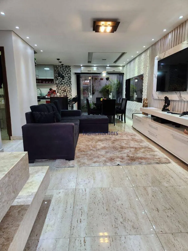 Casa, 3 quartos, 200 m² - Foto 3