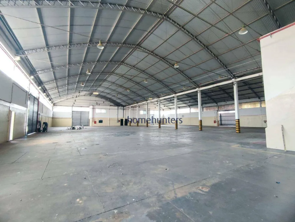 Depósito-Galpão, 2700 m² - Foto 1