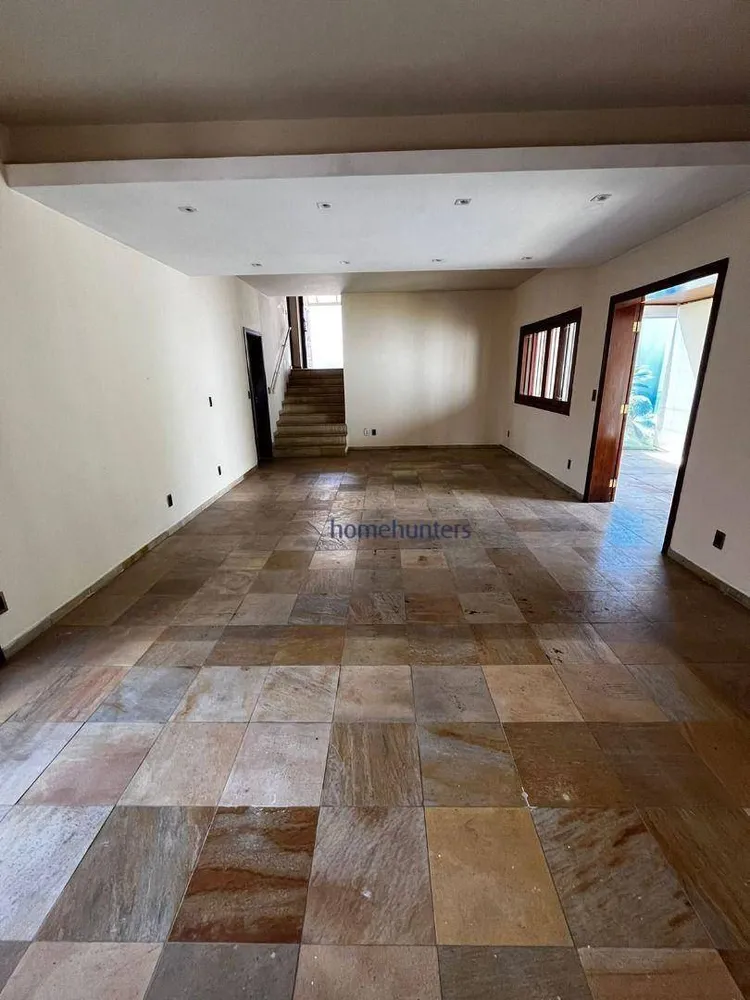 Casa, 5 quartos, 267 m² - Foto 4