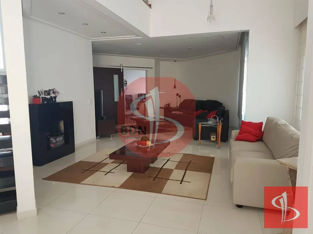 Casa, 4 quartos, 300 m² - Foto 13