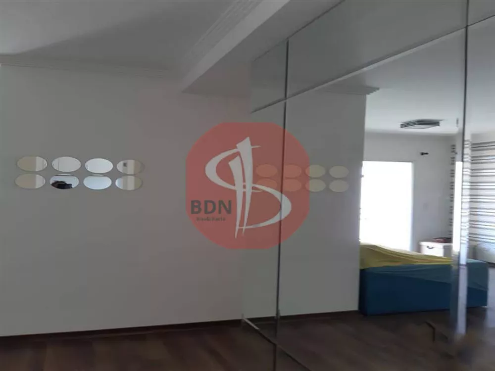 Apartamento à venda com 3 quartos, 84m² - Foto 2