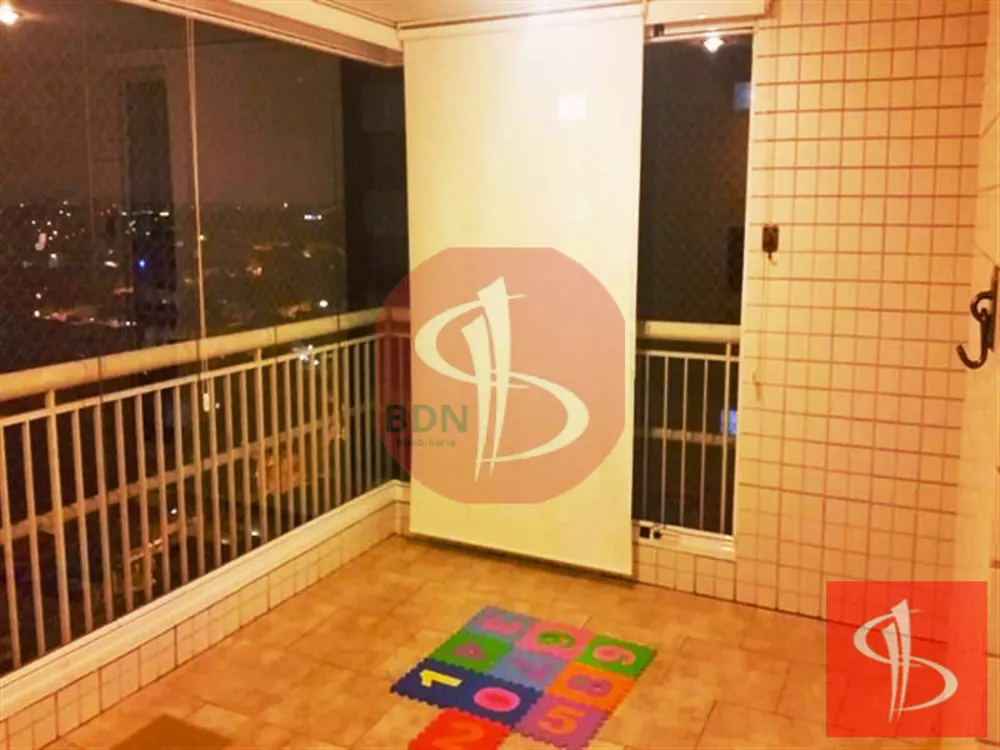 Apartamento à venda com 3 quartos, 98m² - Foto 3