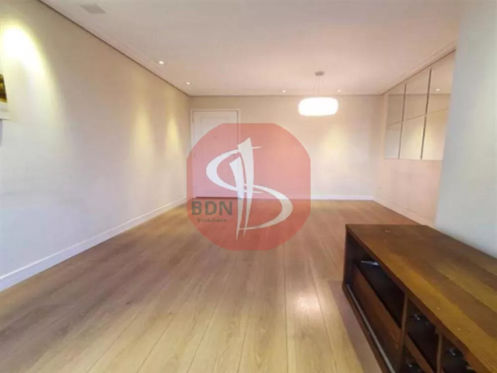 Apartamento à venda com 2 quartos, 66m² - Foto 2