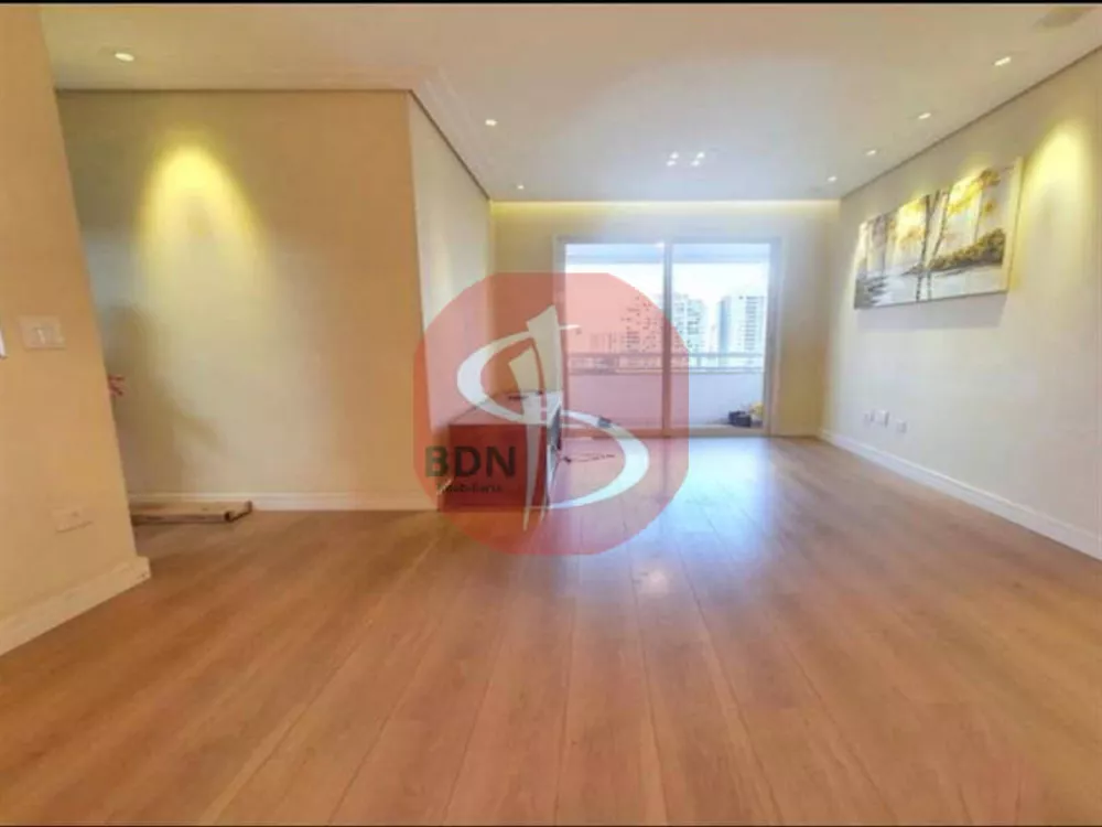 Apartamento à venda com 2 quartos, 66m² - Foto 1