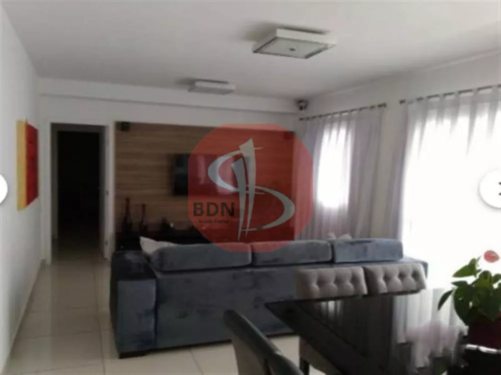 Apartamento à venda com 3 quartos, 126m² - Foto 2