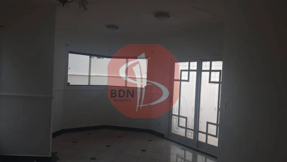 Casa, 4 quartos, 340 m² - Foto 4
