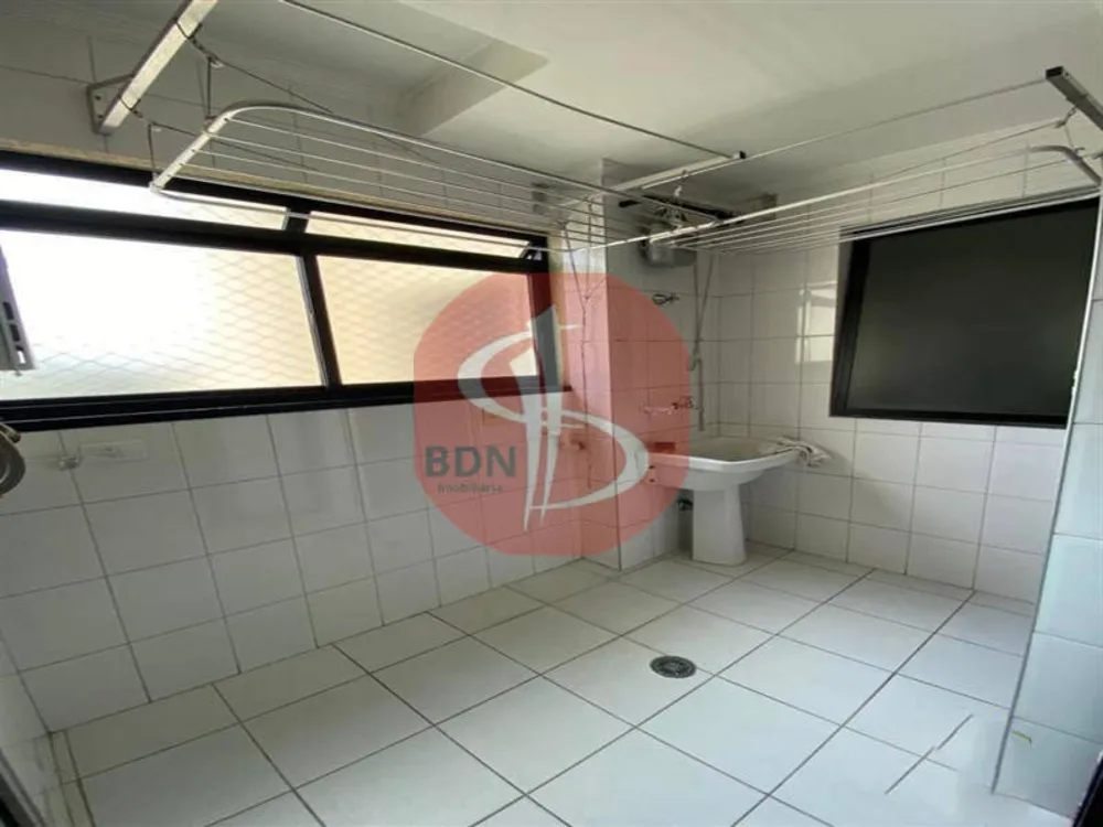 Apartamento, 3 quartos, 106 m² - Foto 2