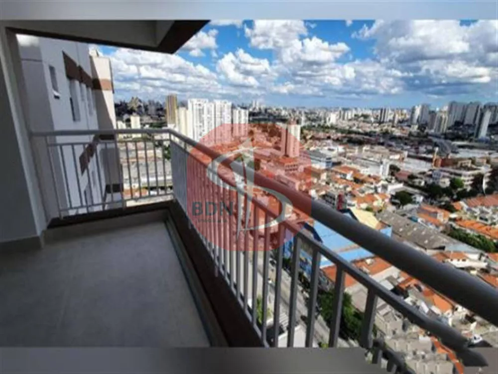 Apartamento à venda com 3 quartos, 107m² - Foto 1