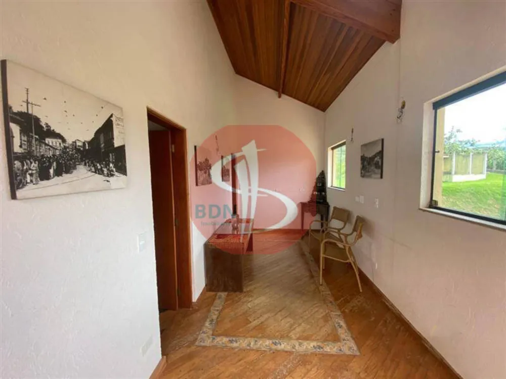 Chácara, 4 quartos, 2000 m² - Foto 1