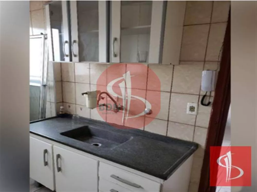 Apartamento à venda com 2 quartos, 45m² - Foto 4