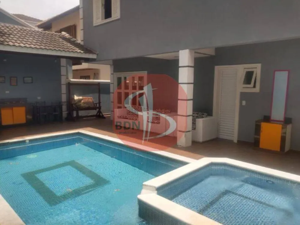 Casa, 3 quartos, 270 m² - Foto 6