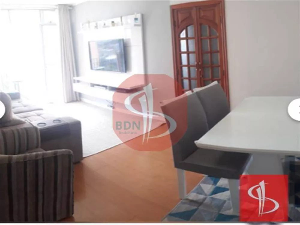 Apartamento à venda com 3 quartos, 107m² - Foto 4