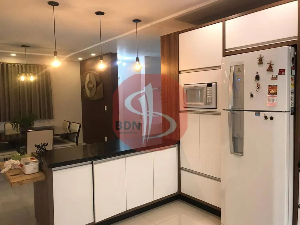 Casa, 3 quartos, 300 m² - Foto 8