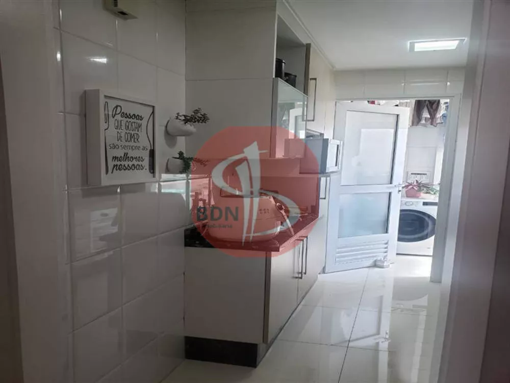 Apartamento à venda com 3 quartos, 75m² - Foto 4