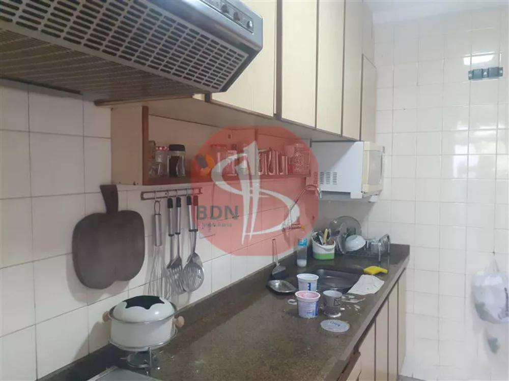 Apartamento à venda com 2 quartos, 58m² - Foto 1