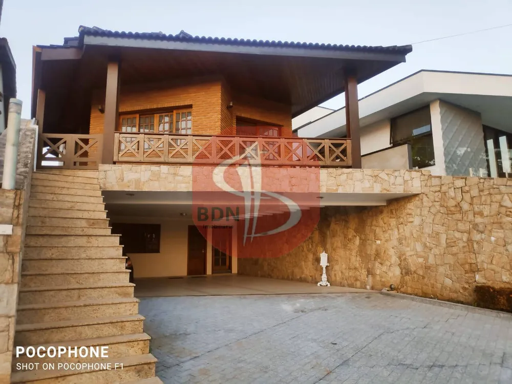 Casa, 4 quartos, 300 m² - Foto 1