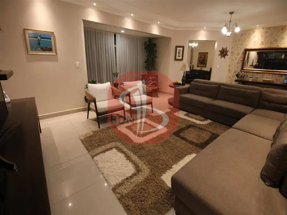 Apartamento, 4 quartos, 220 m² - Foto 13