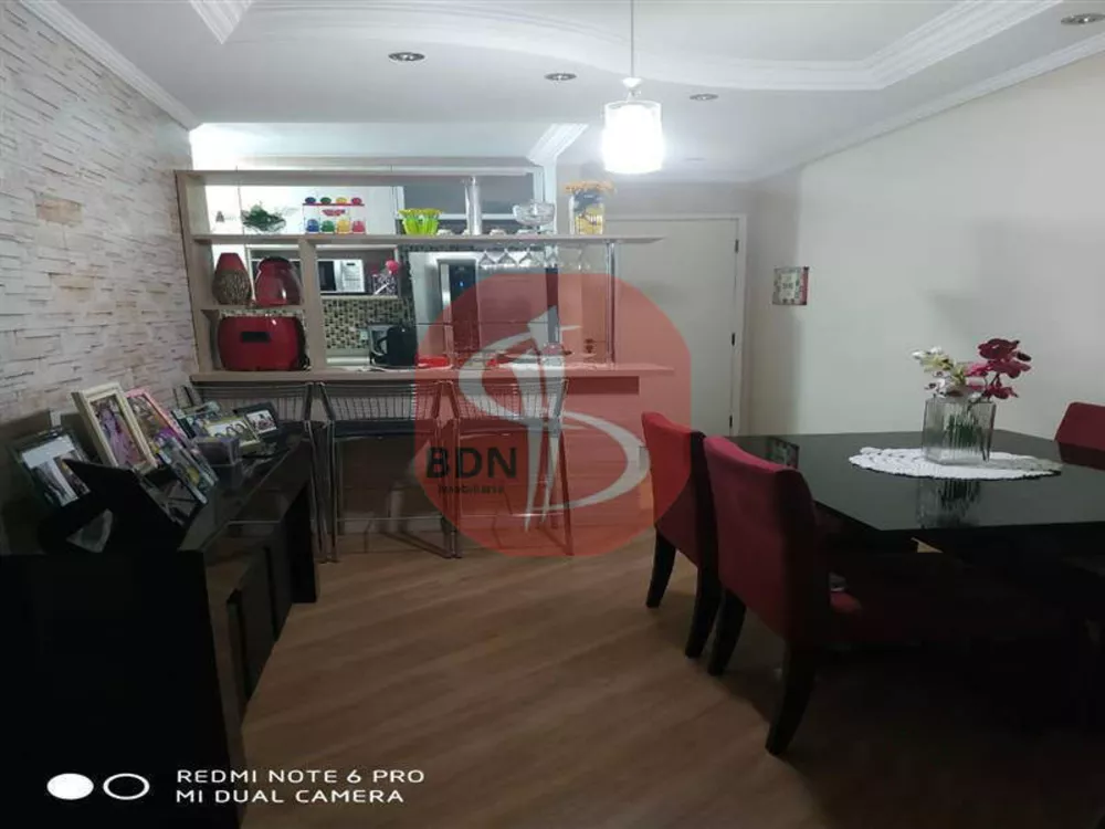 Apartamento à venda com 2 quartos, 50m² - Foto 1