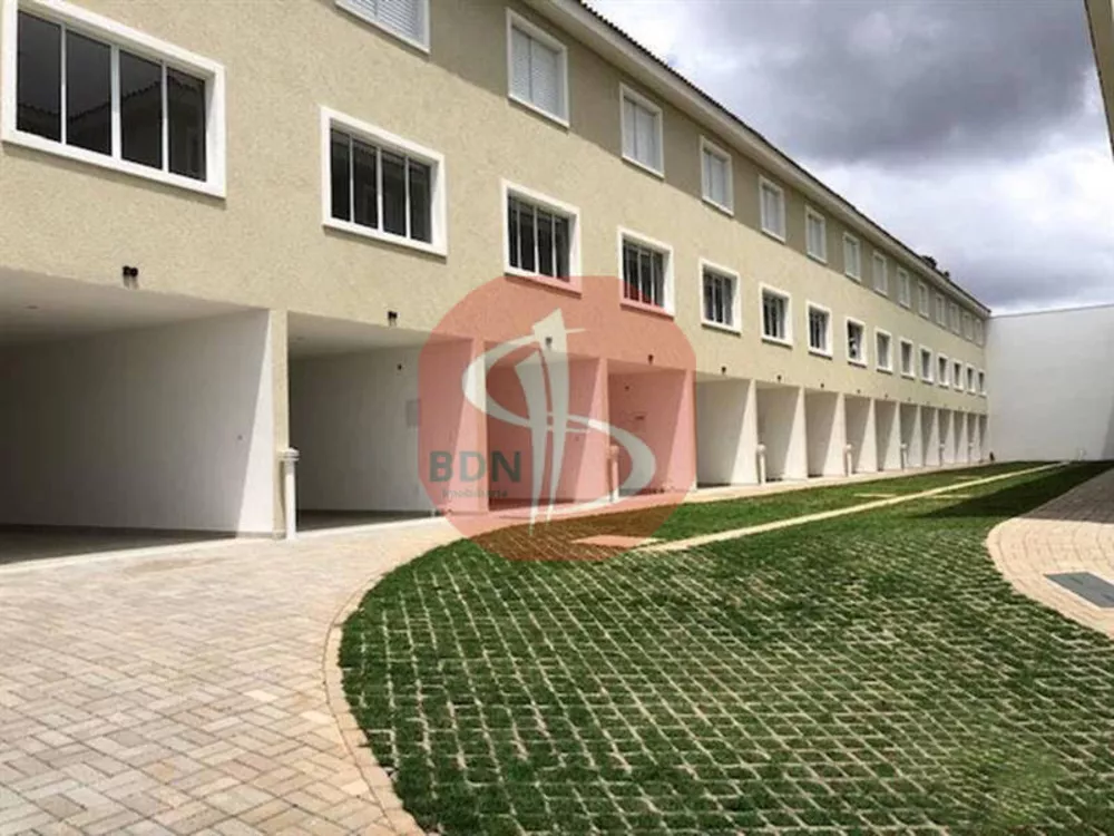 Sobrado à venda com 3 quartos, 112m² - Foto 2