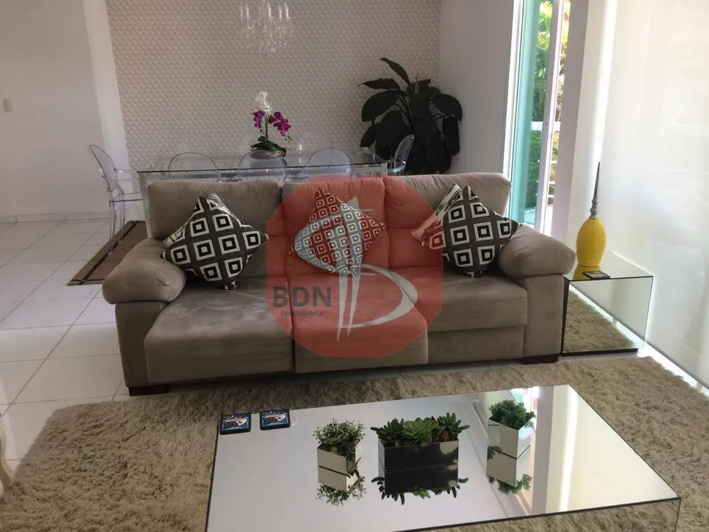 Casa, 3 quartos, 322 m² - Foto 1