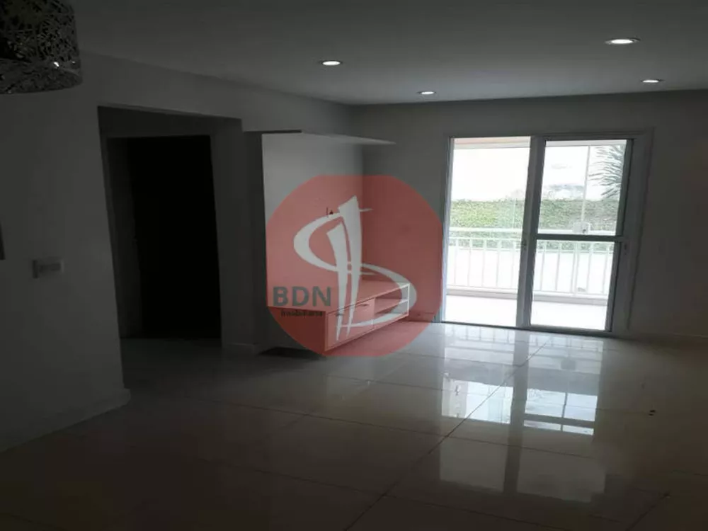 Apartamento à venda com 2 quartos, 58m² - Foto 2