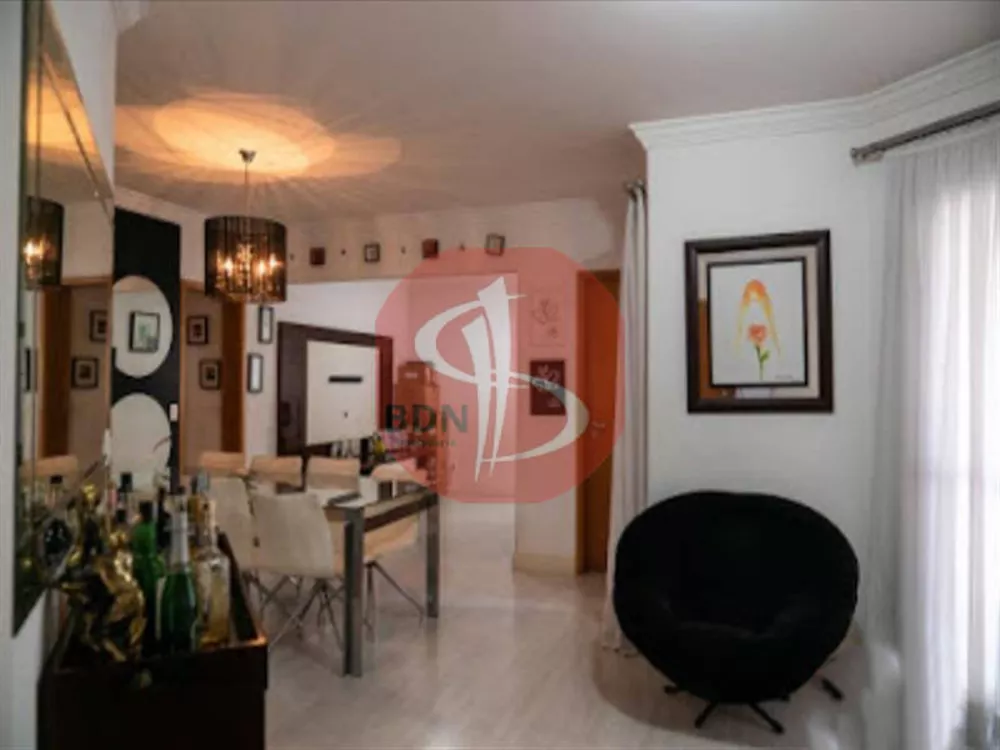 Apartamento à venda com 3 quartos, 138m² - Foto 4