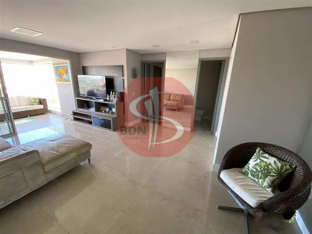 Apartamento à venda com 4 quartos, 126m² - Foto 1