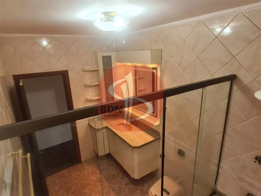 Sobrado à venda com 3 quartos, 197m² - Foto 2