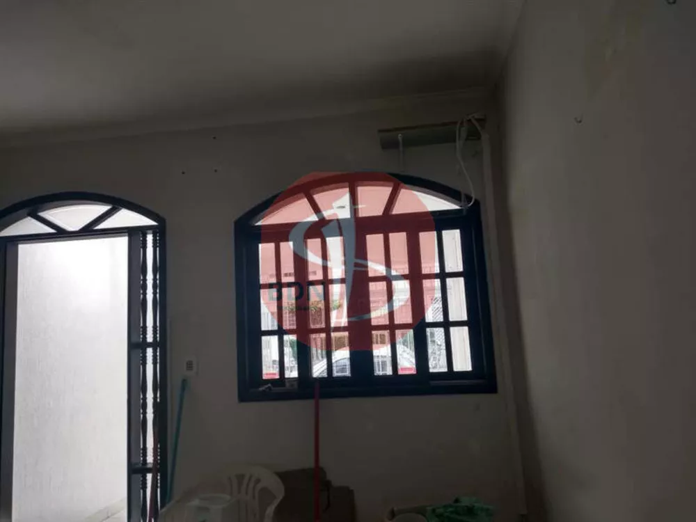 Sobrado à venda com 3 quartos, 140m² - Foto 2